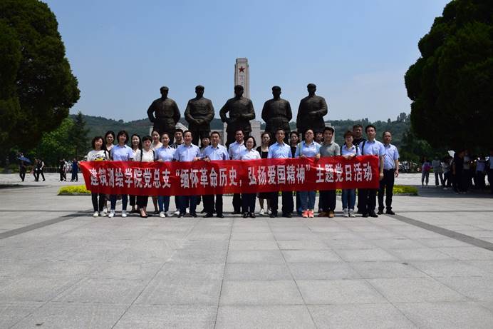  柏林联合创造队史纪录，德甲新军书写传奇篇章